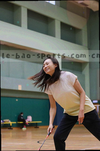苹果设备屏幕上体育分类标签列表界面截图